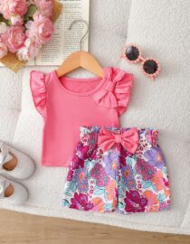 Set blusa y shorts con olanes y flores
